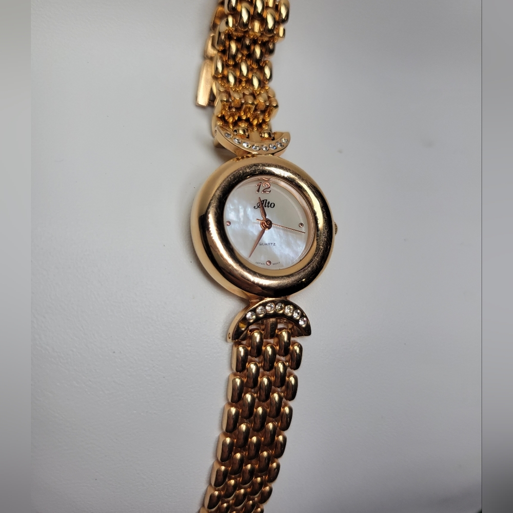 ALTO Women's Watch - Picture 12 of 16